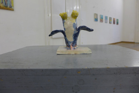 "Kopfstand" 15x5x5 cm Keramik glasiert 2015